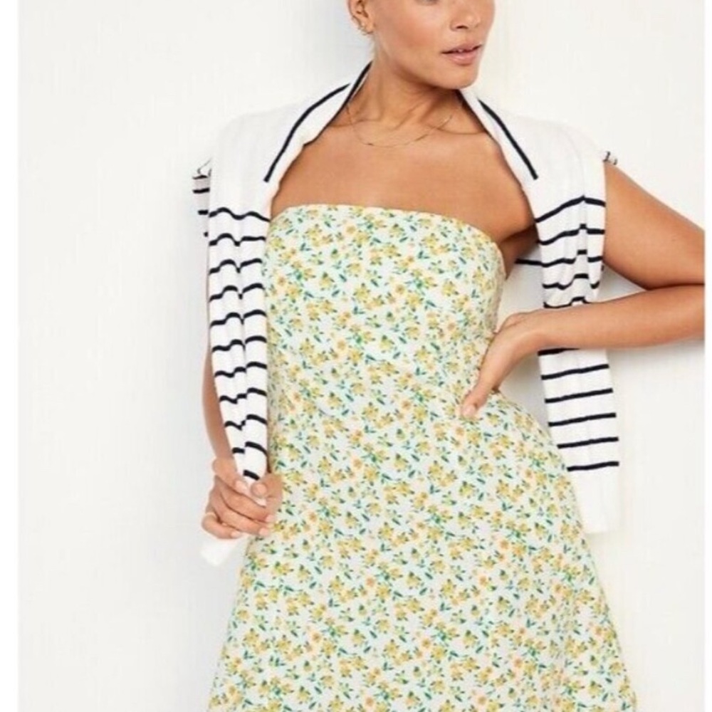 NWT Old Navy Strapless Dress with Floral Print